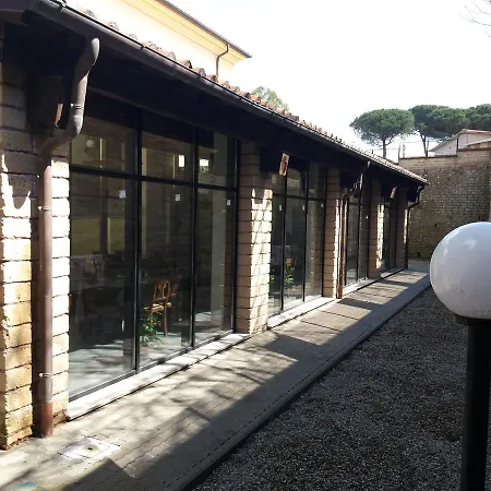 Ortensi Hotell Farnese